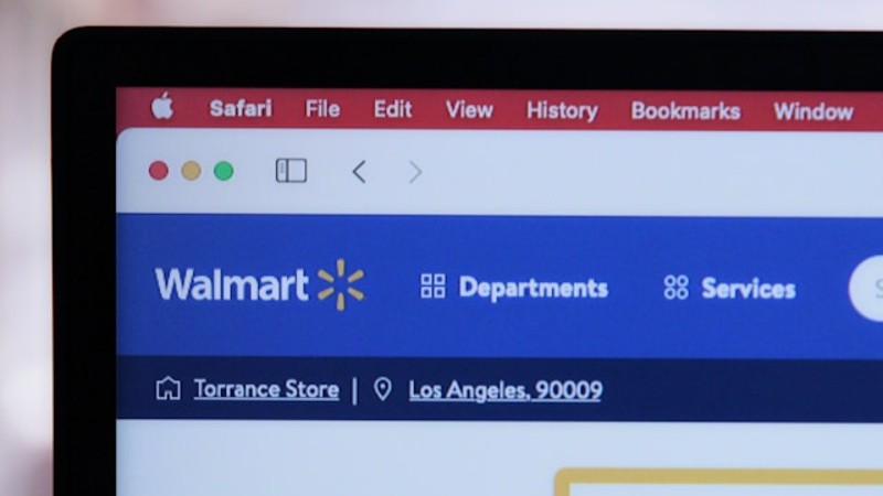 Walmart Extends Christmas Eve Delivery Deadline as New ‘Get It Now’ Option Debuts