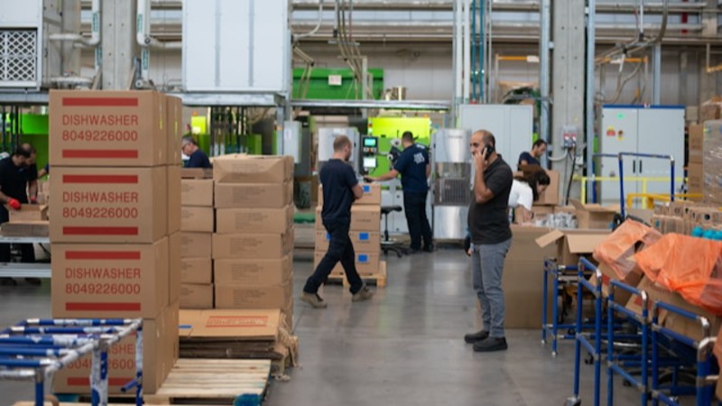 Macy’s Closes Tulsa Fulfillment Center as Supply Chain Overhaul Accelerates