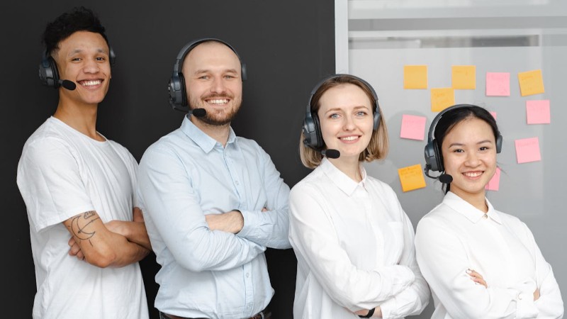 How to Create a Uniform Policy That Builds Your Brand