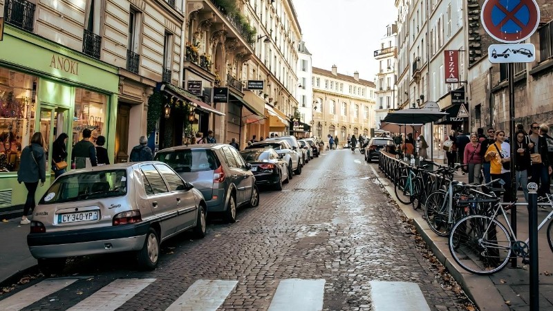 Parking Lot Maintenance: Your Guide to a Safer, More Inviting Store Exterior